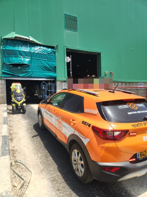 פועל כבן 30 נפצע קל בקיבוץ עברון וקיבל סיוע רפואי...