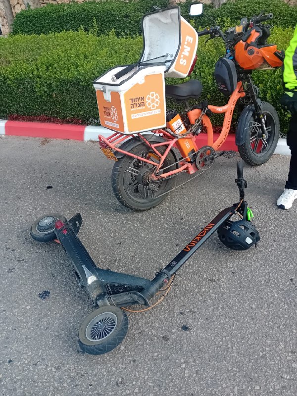 רוכב קורקינט חשמלי כבן 40 נפצע בינוני היום ברחוב צה"ל...